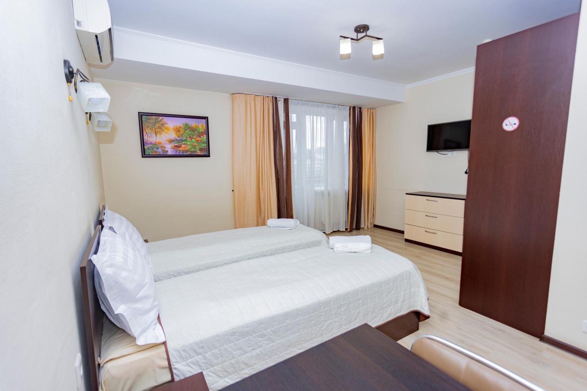 Lolo Hotel 키시나우 외부 사진